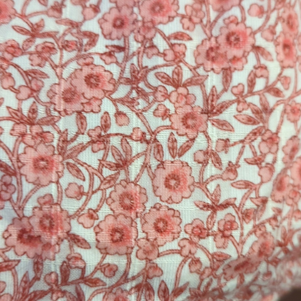 Floral Cutout Romper - Picture 4 of 5